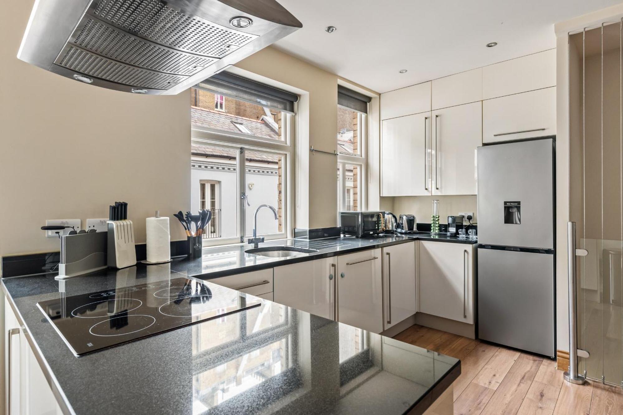 Enchanting Hideaway - La Reserve South Kensington London Eksteriør billede